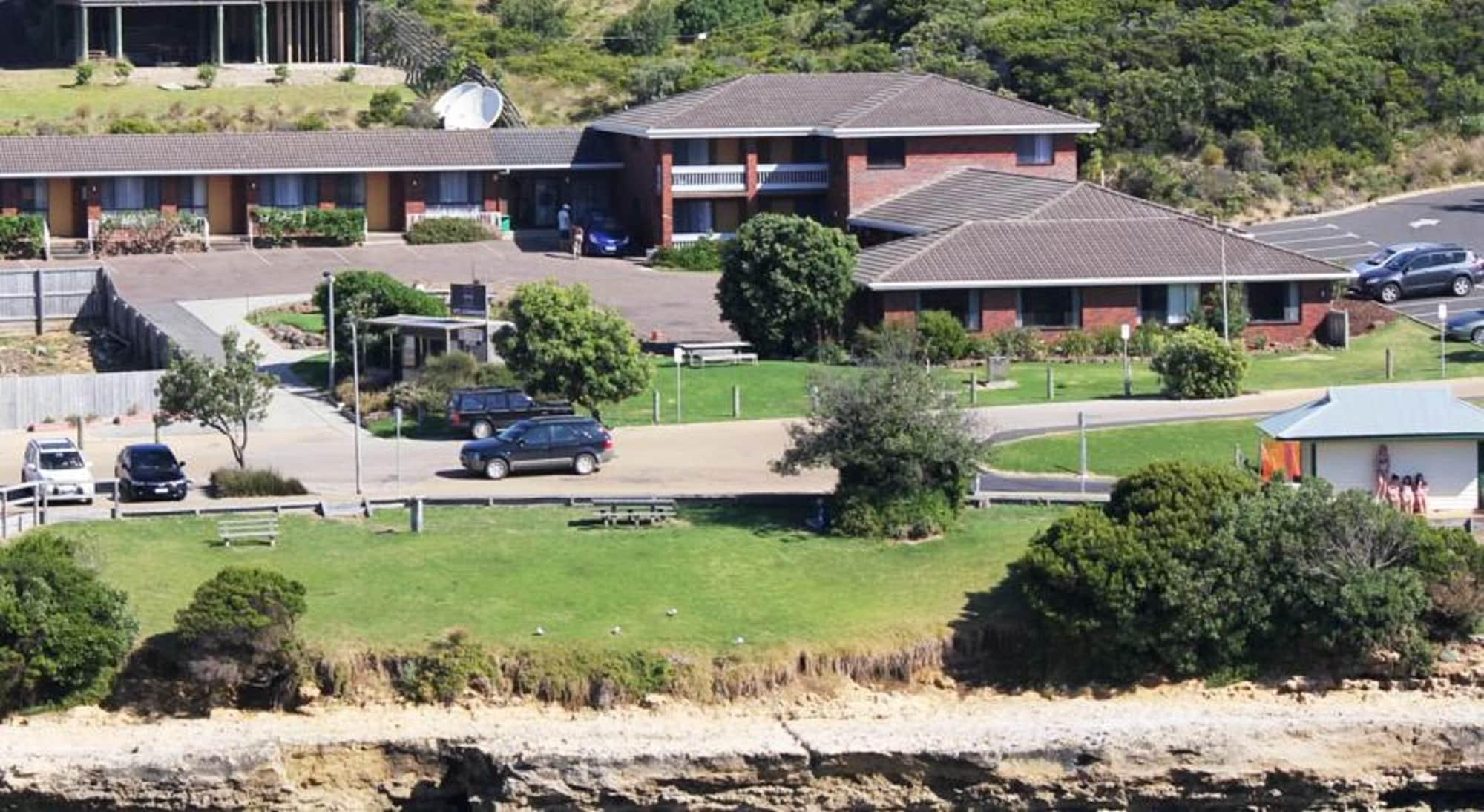 Southern Ocean Motor Inn Port Campbell Exterior photo