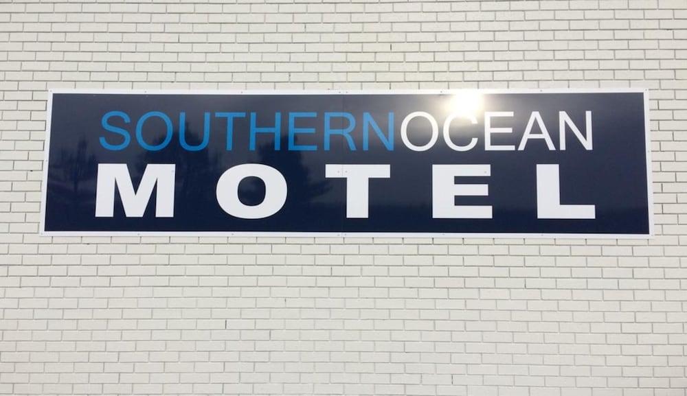 Southern Ocean Motor Inn Port Campbell Exterior photo