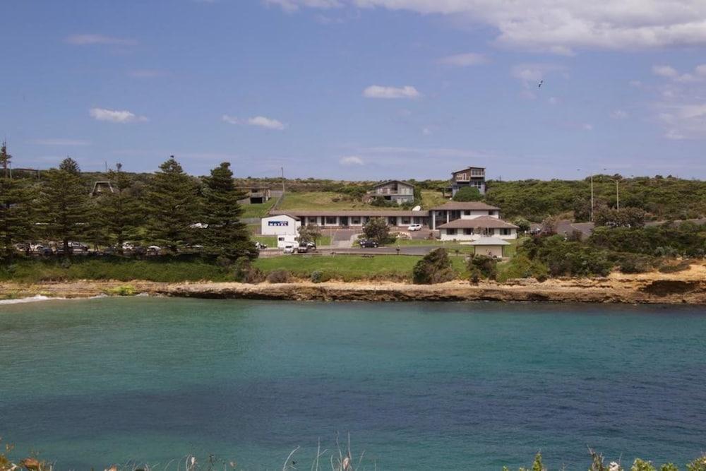 Southern Ocean Motor Inn Port Campbell Exterior photo