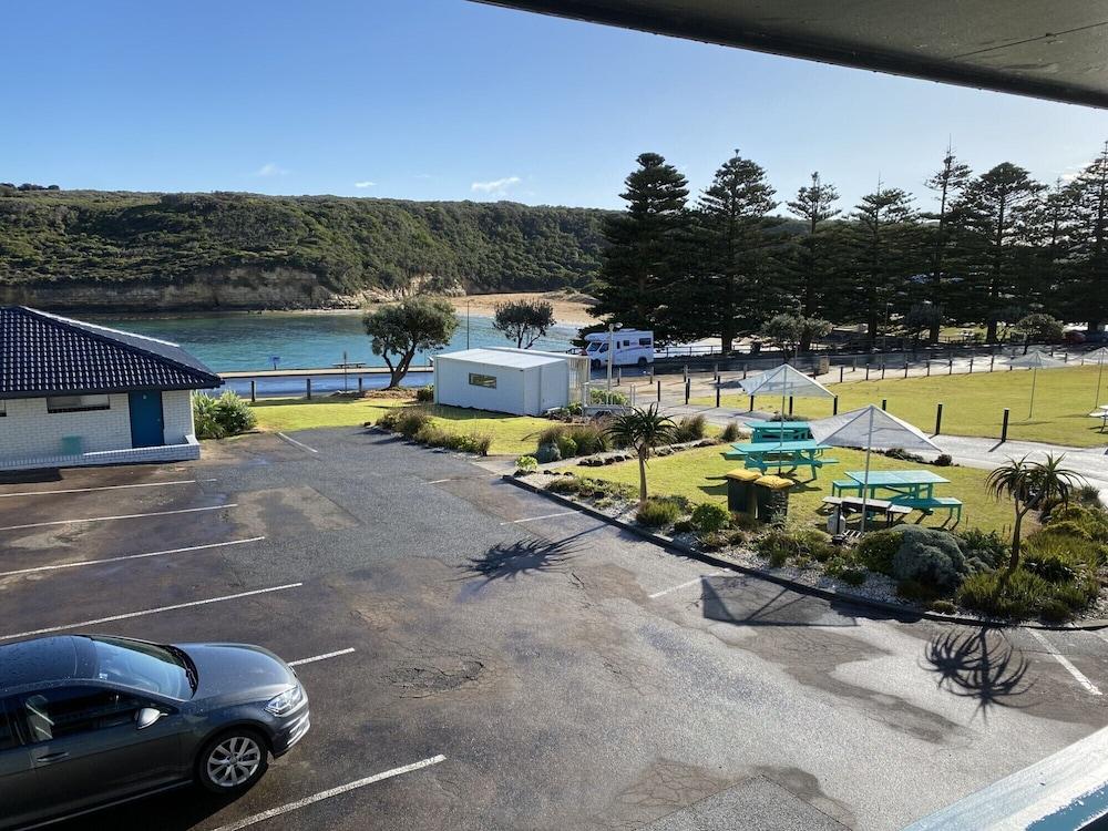 Southern Ocean Motor Inn Port Campbell Exterior photo