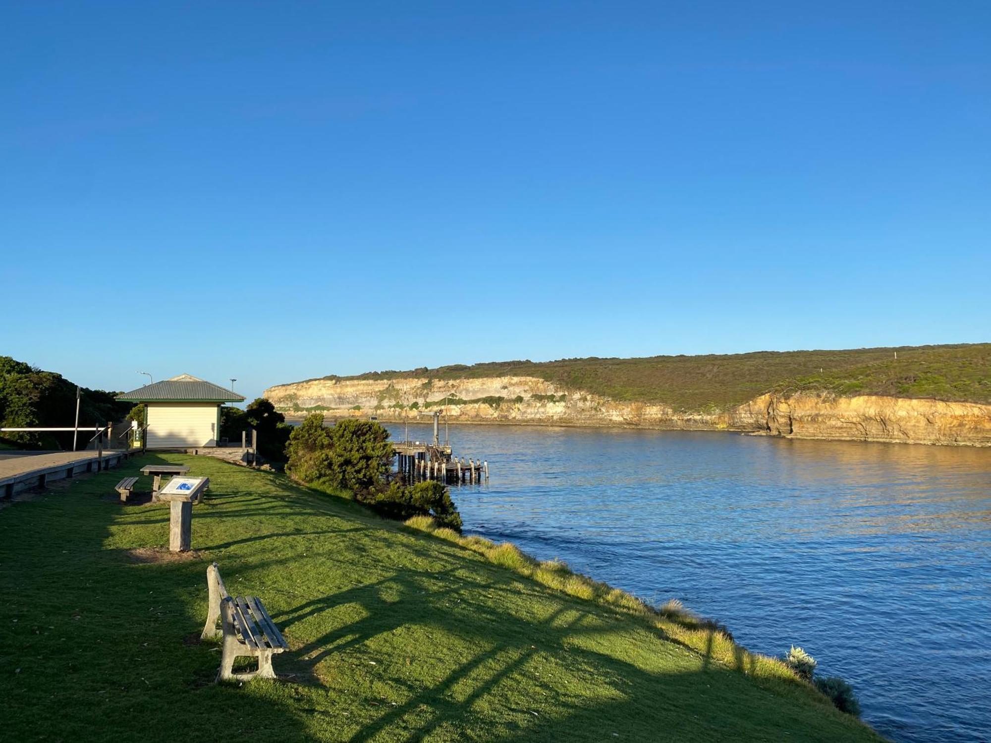 Southern Ocean Motor Inn Port Campbell Exterior photo