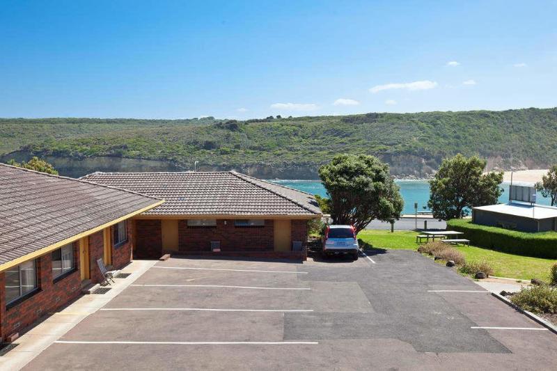 Southern Ocean Motor Inn Port Campbell Exterior photo